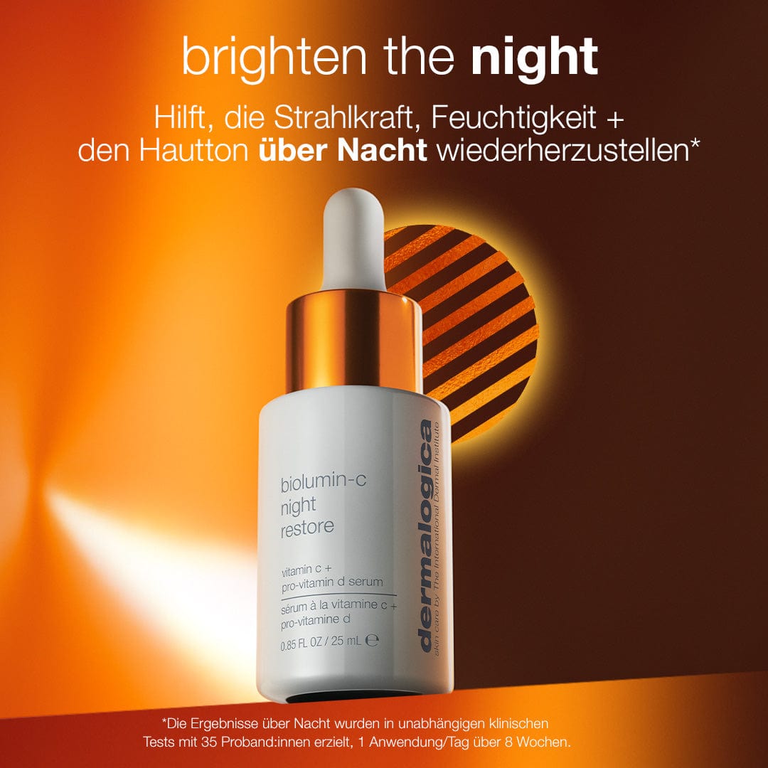 Eine Tropfflasche Presell Biolumin-C Night Restore | Vitamin-C-Serum für die Nacht, angereichert mit Vitamin C, vor orangefarbenem Hintergrund mit deutschem Text über die Vorteile für die nächtliche Anwendung zur Stärkung der Hautbarriere.