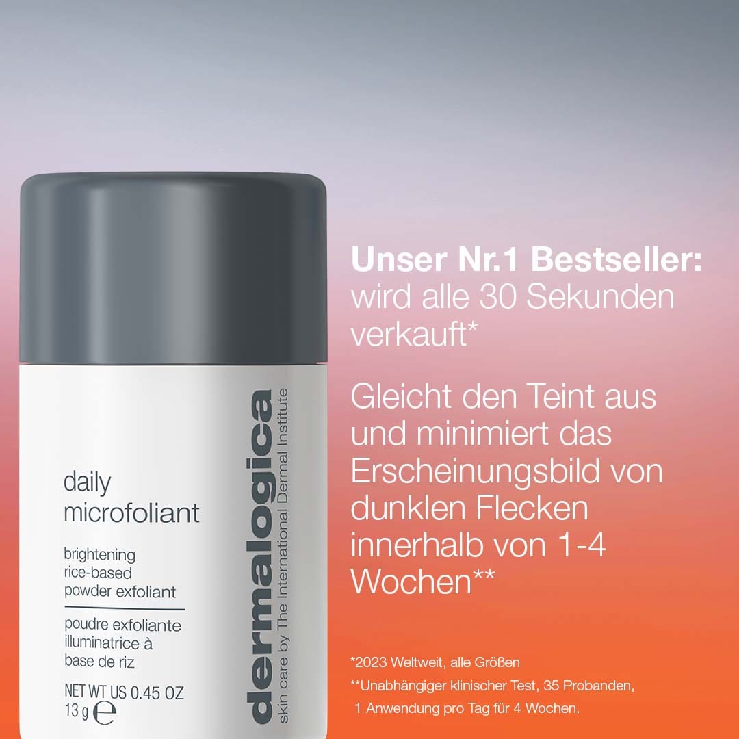 Ein atemberaubendes Bild des „Expertise on the go“-Sets von Dermalogica vor einem Hintergrund mit Farbverlauf von Orange nach Rot unterstreicht seine Beliebtheit als Bestseller. Dieses Set ist ideal für Ihre Reise-Hautpflegeroutine und ergänzt das BioLumin-C Serum perfekt für strahlende Haut.