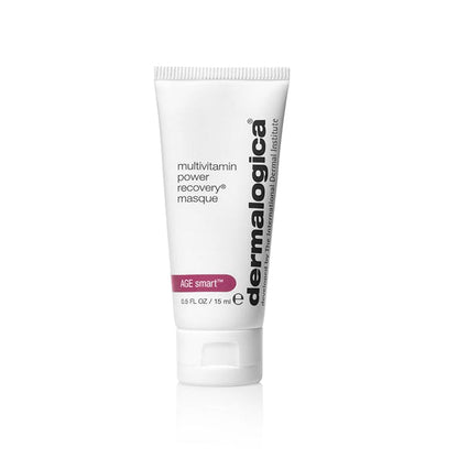 Tube der Multivitamin Power Recovery Masque vor weißem Hintergrund.