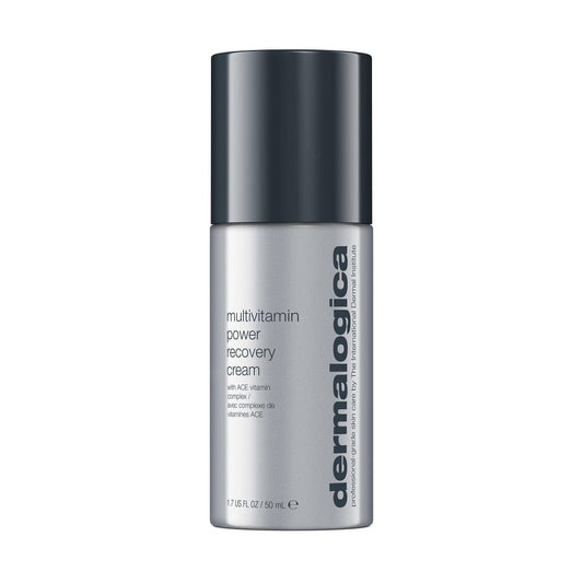 Eine 50-ml-Flasche MultiVitamin Power Recovery Cream | Feuchtigkeitspflege von Dermalogica hat einen silbernen Körper, dunkelgrauen Text und eine dunkelgraue Kappe zur Verbesserung der 4 Anzeichen gestresster Haut