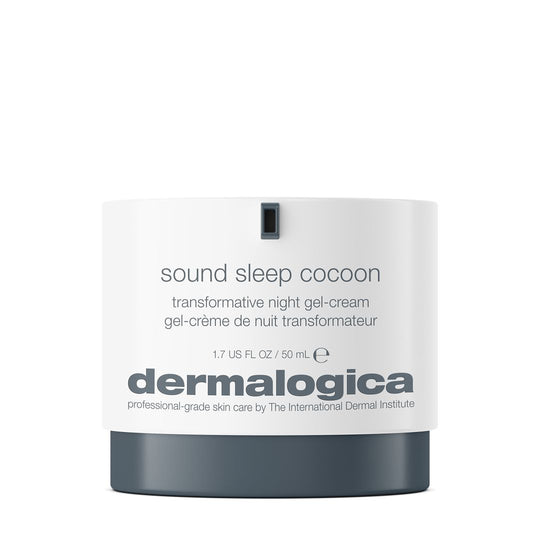 Ein weißer Behälter mit 50 ml (1,7 fl oz) der transformativen Nachtgelcreme „Sound Sleep Cocoon | Nachtpflege“ von Dermalogica, die die Hauterneuerungsprozesse unterstützt.